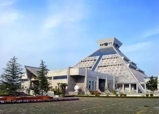2017郑州旅游清单，首次告诉你郑州74个好玩的地方，你去过几个？