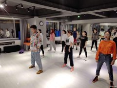 西安小寨金莎国际对面专业舞蹈培训机构华翎舞蹈