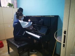 东莞各种乐器培训课程琴行 钢琴教学培训班找益辰