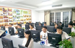 重庆南坪计算机培训班哪个好一般学费多少