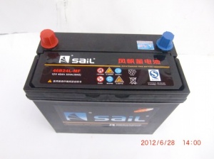 郑州汽车电瓶上门更换24小时救援专卖代理电池电瓶139038