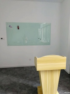 朝阳区安装玻璃白玻钢化玻璃定制墙面镜子玻璃门