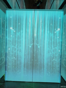广东全息投影背投膜 3D成像橱窗玻璃背投膜 全息透明背投膜立