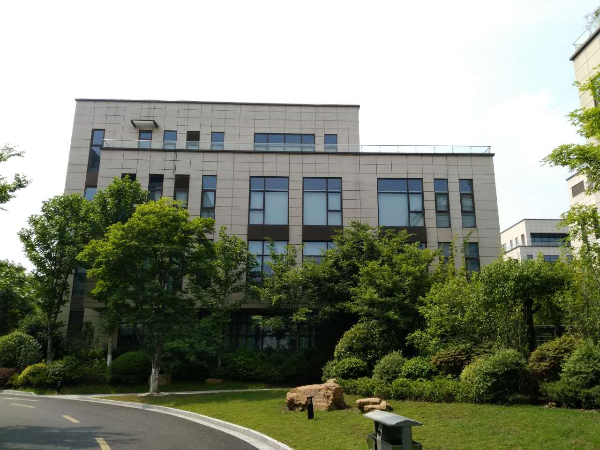 周浦医学园区，招商中心独栋精装修2700平米细胞实验室出租