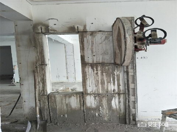 北京专业墙体开门开窗加固 门窗加大改造，水泥墙开门加固