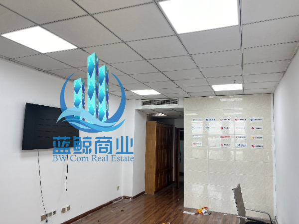 高铁时代广场100平高层精装纯办公看金龙湖全景的办公室