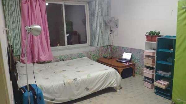 个人出租车家村 一室一厅